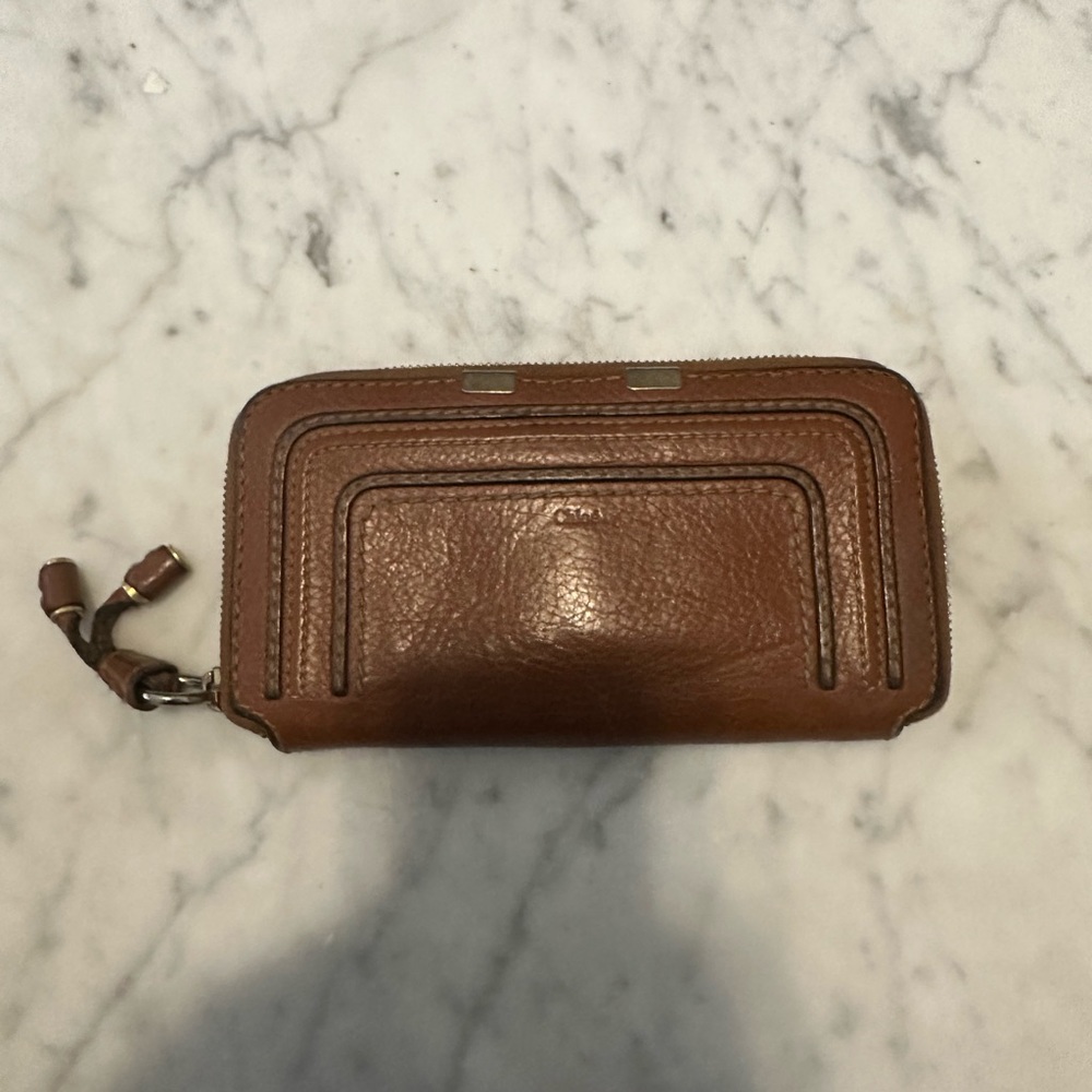 Chloe 
Marcie Leather Continental Wallet tan